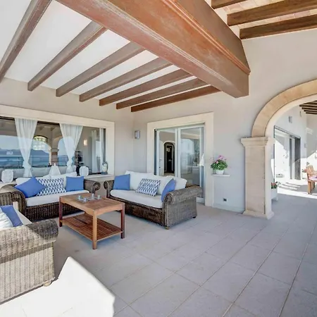 Exclusiva En Pollensa Con Vistas Al Mar Holiday home